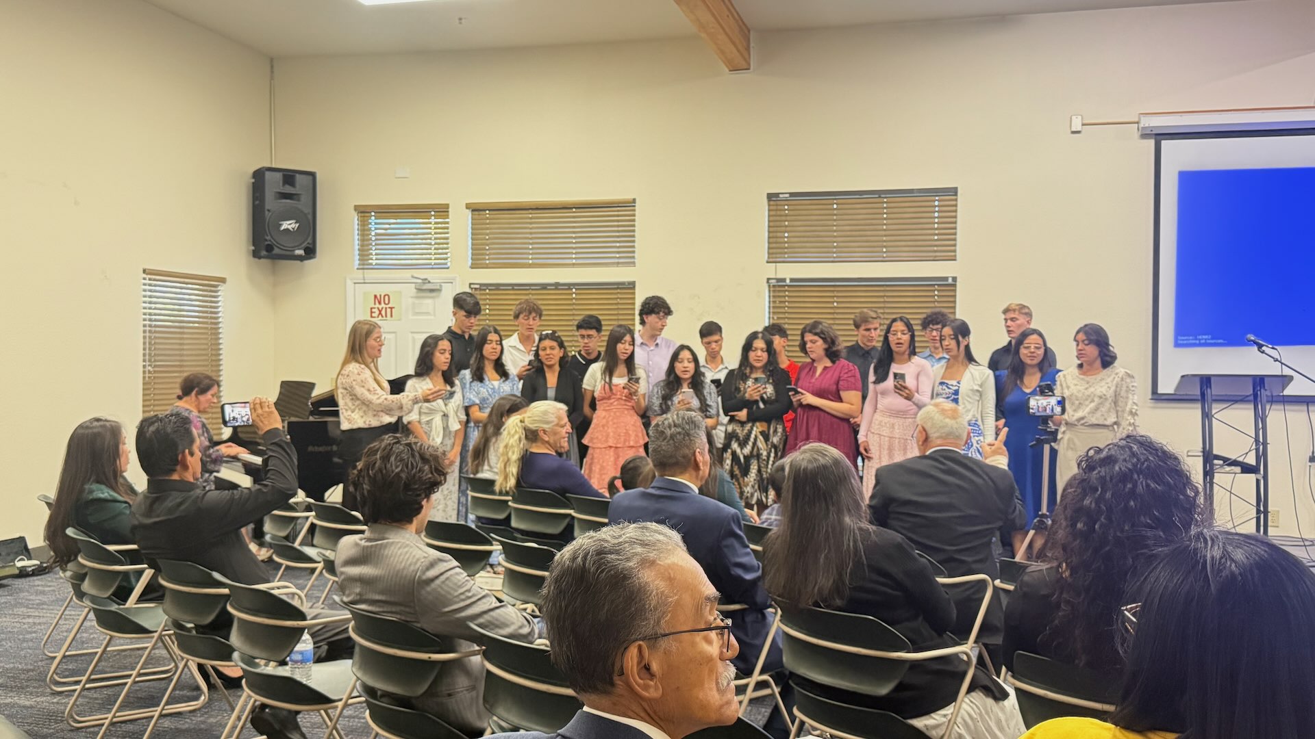 Beaumont church worship service
